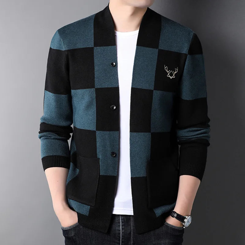 Men's New Autumn Single-row Button Long Sleeve Knitted Cardigan Youth Korean Plaid Trend Men's Sweater Coat